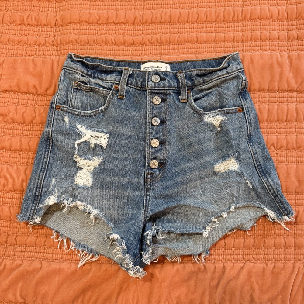 A&F Abercrombie and Fitch ultra high rise mom shorts 28 / 6